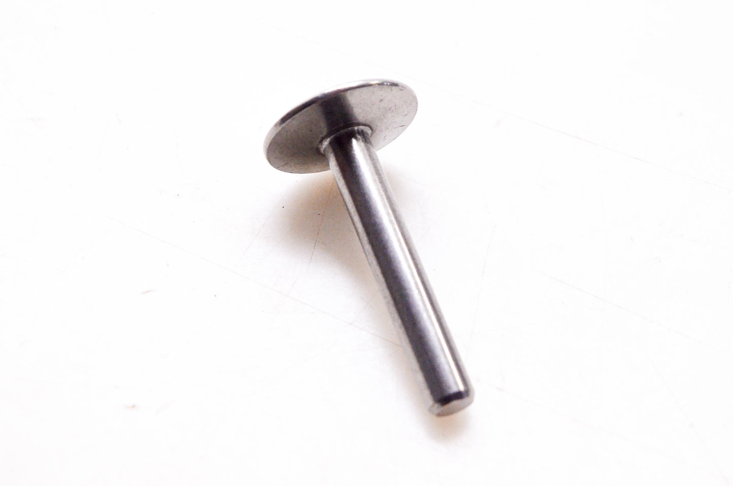 New OEM Briggs & Stratton 691793 Valve Tappet NOS