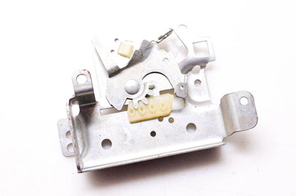 New OEM Briggs & Stratton 390784 Control Plate NOS