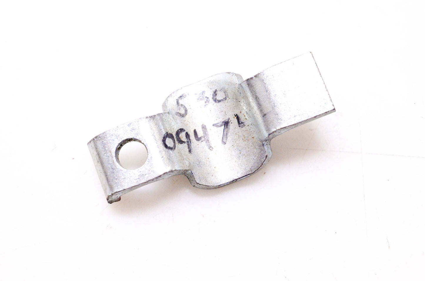 New OEM Husqvarna 530 09 47-42, 530094742 Clamp NOS
