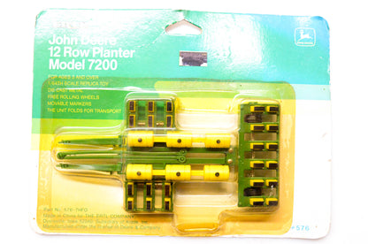 ERTL 576-7HFO John Deere 12 Row Planter Model 7200 NOS