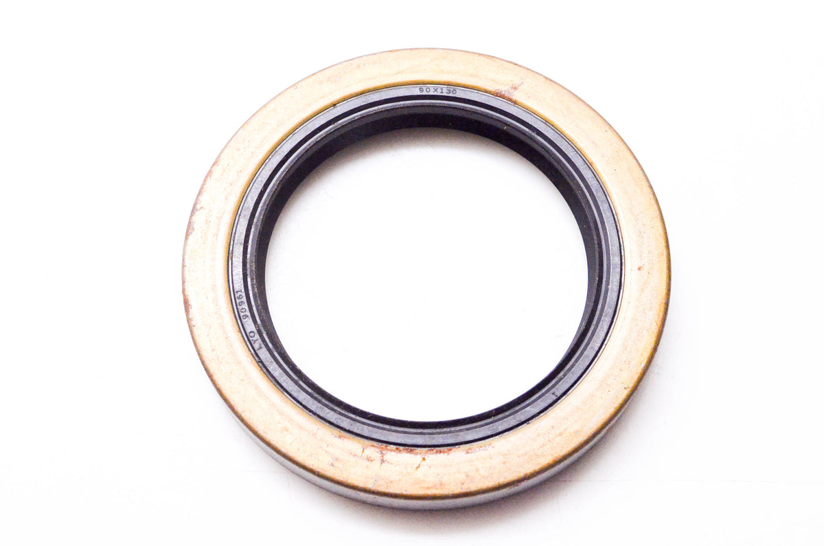 TVH Forklift Parts 3EB-21-15130 Oil Seal fits Komatsu NOS