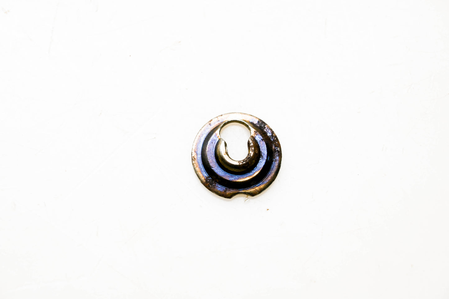 New OEM Briggs & Stratton 93312 Retainer NOS