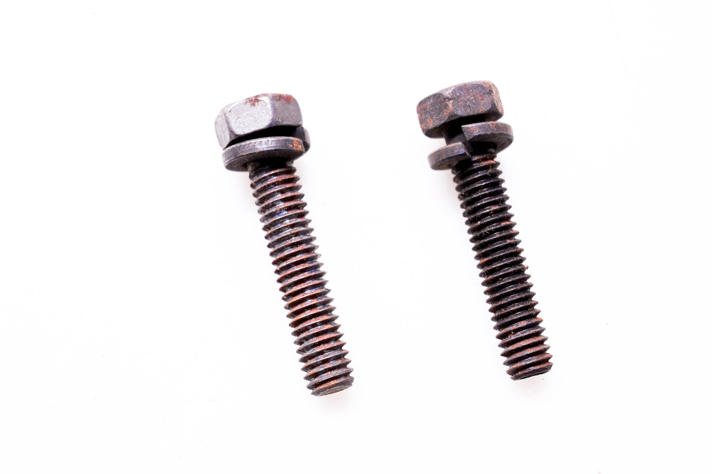 New OEM Briggs & Stratton 93585 SEM Screws Qty 2 NOS