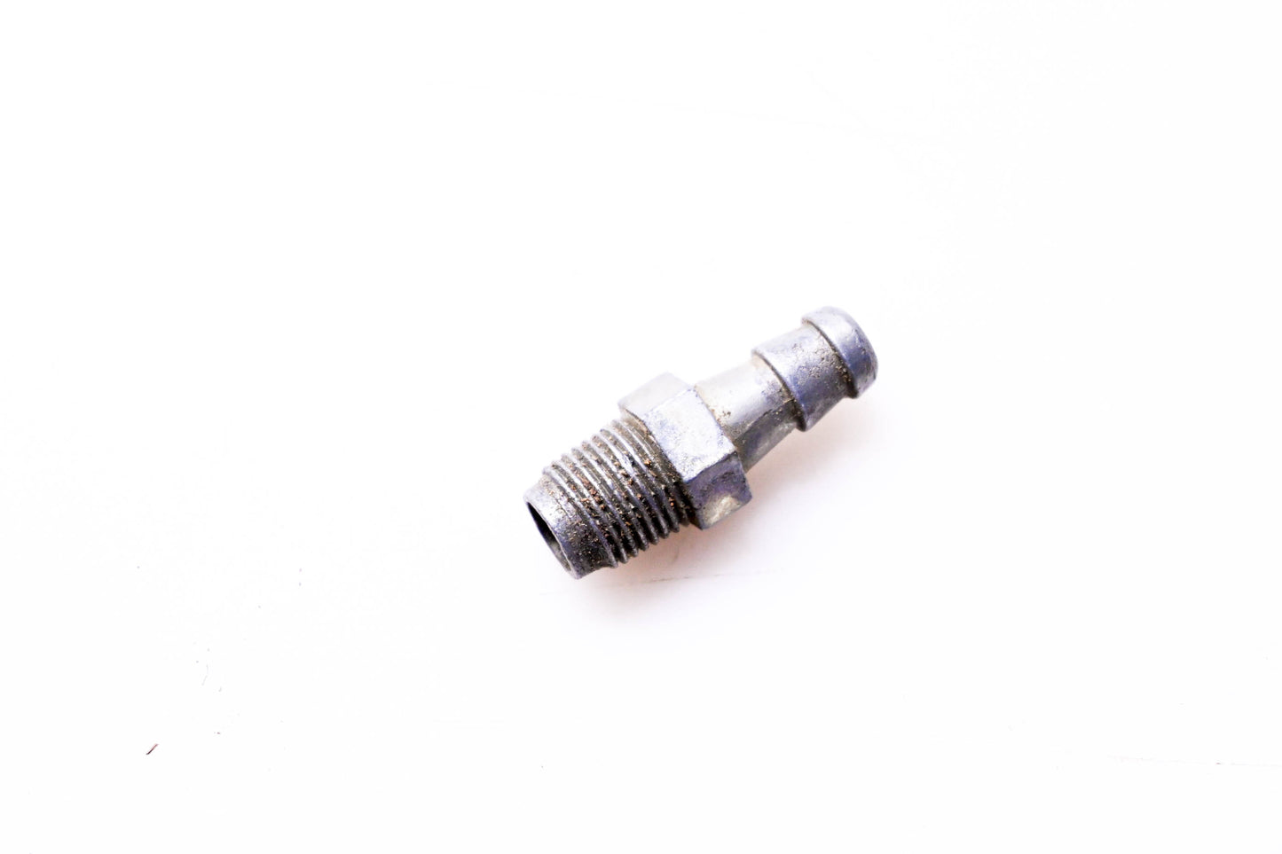 New OEM Briggs & Stratton 230318 Connector NOS