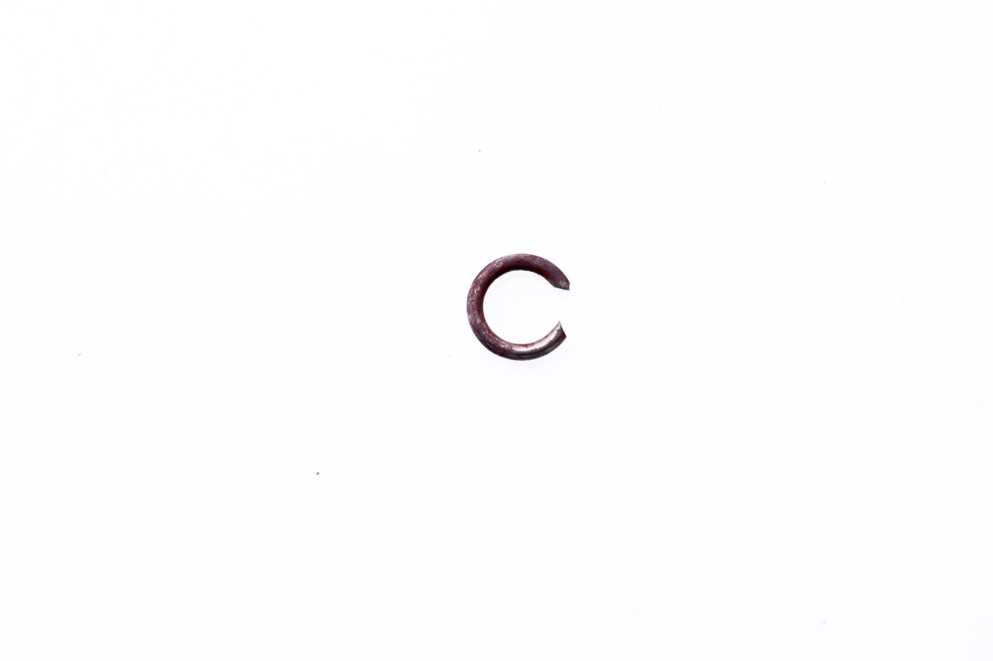 New OEM Briggs & Stratton 263080 Retainer NOS