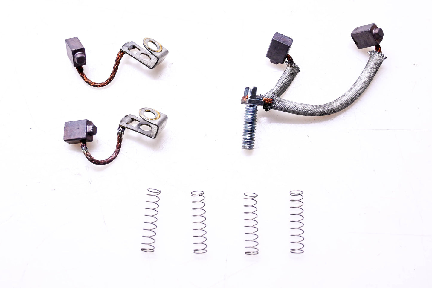 New OEM Briggs & Stratton 395538 Brush Kit NOS