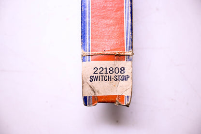 New OEM Briggs & Stratton 221808 Stop Switch NOS