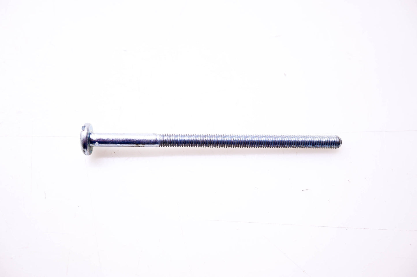New OEM Briggs & Stratton 93374 Air Cleaner Screw NOS