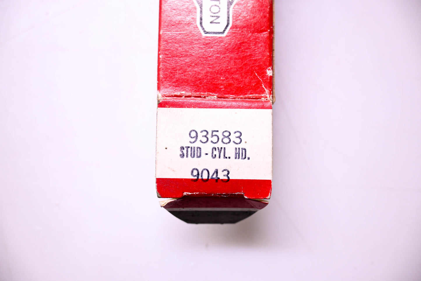 New OEM Briggs & Stratton 93583 Cylinder Head Stud NOS