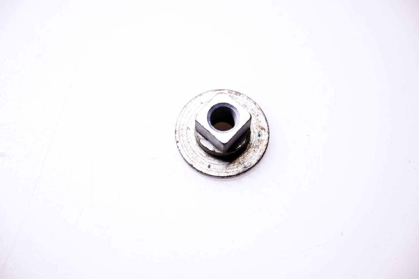 Aftermarket 26711 Pivot NOS