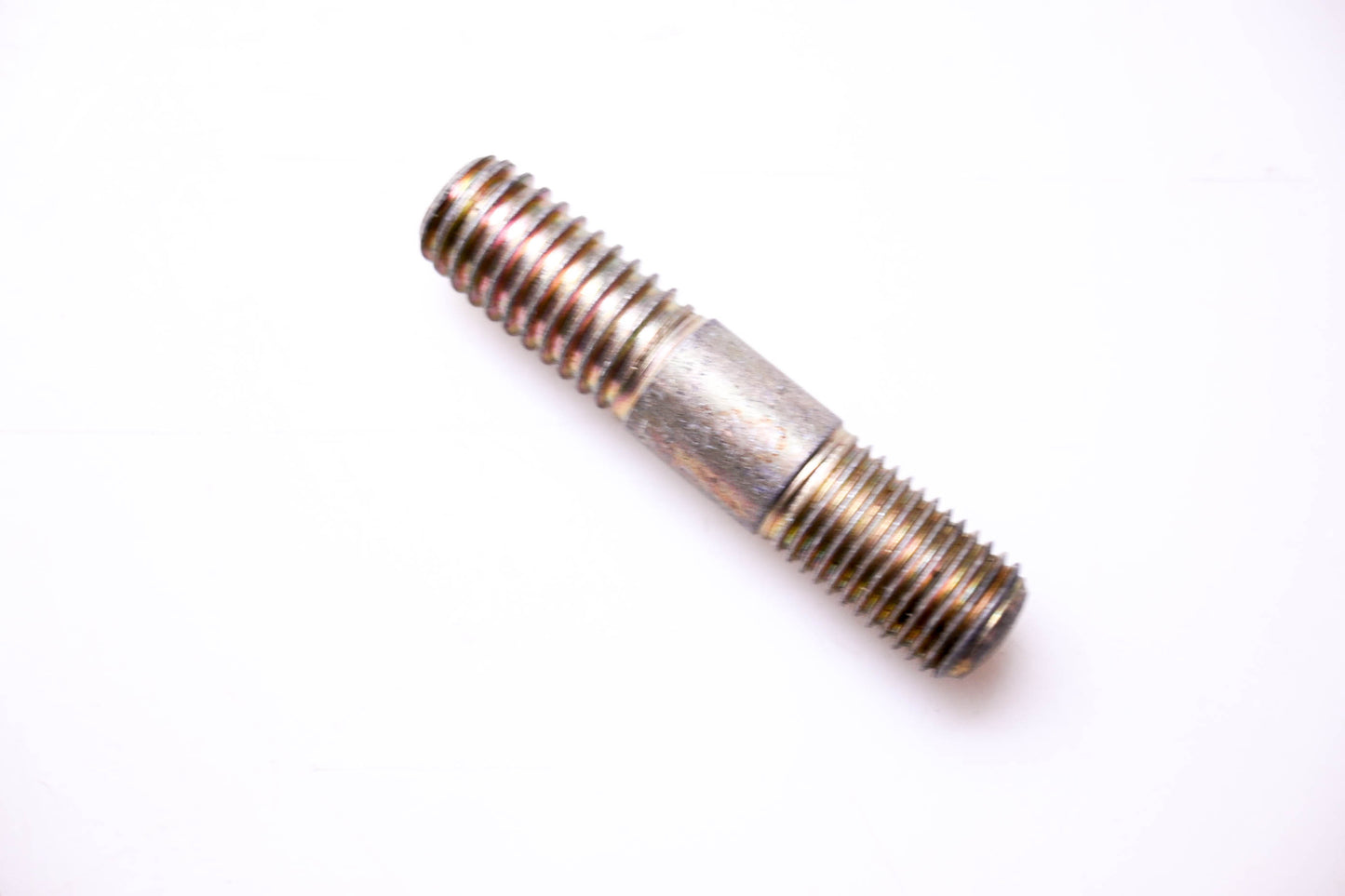 Aftermarket 16-32017 Stud NOS