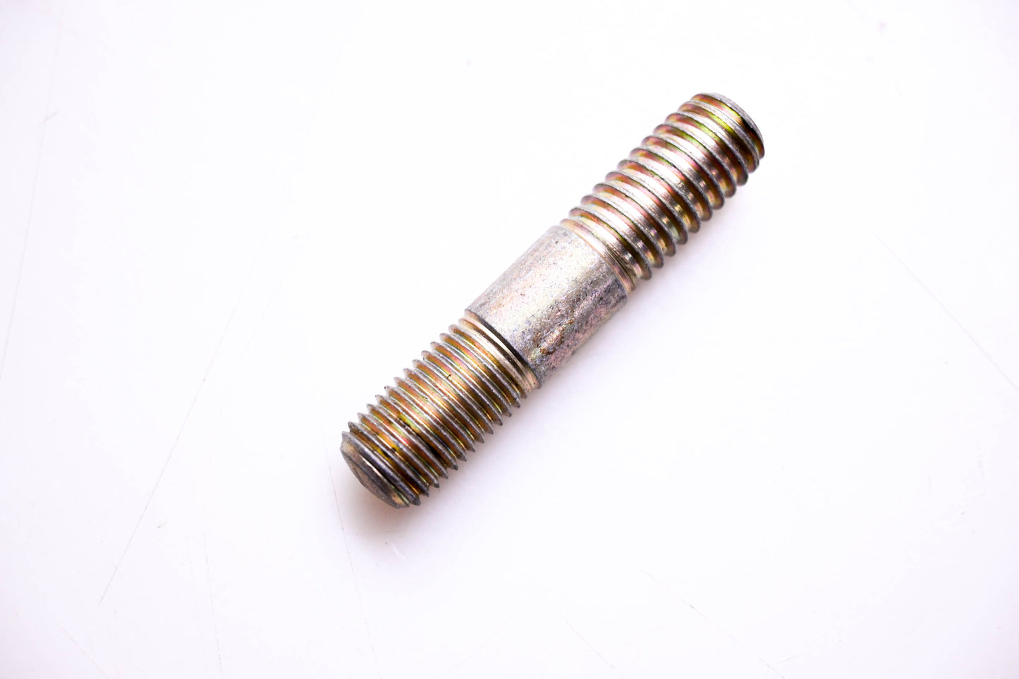 Aftermarket 16-32017 Stud NOS