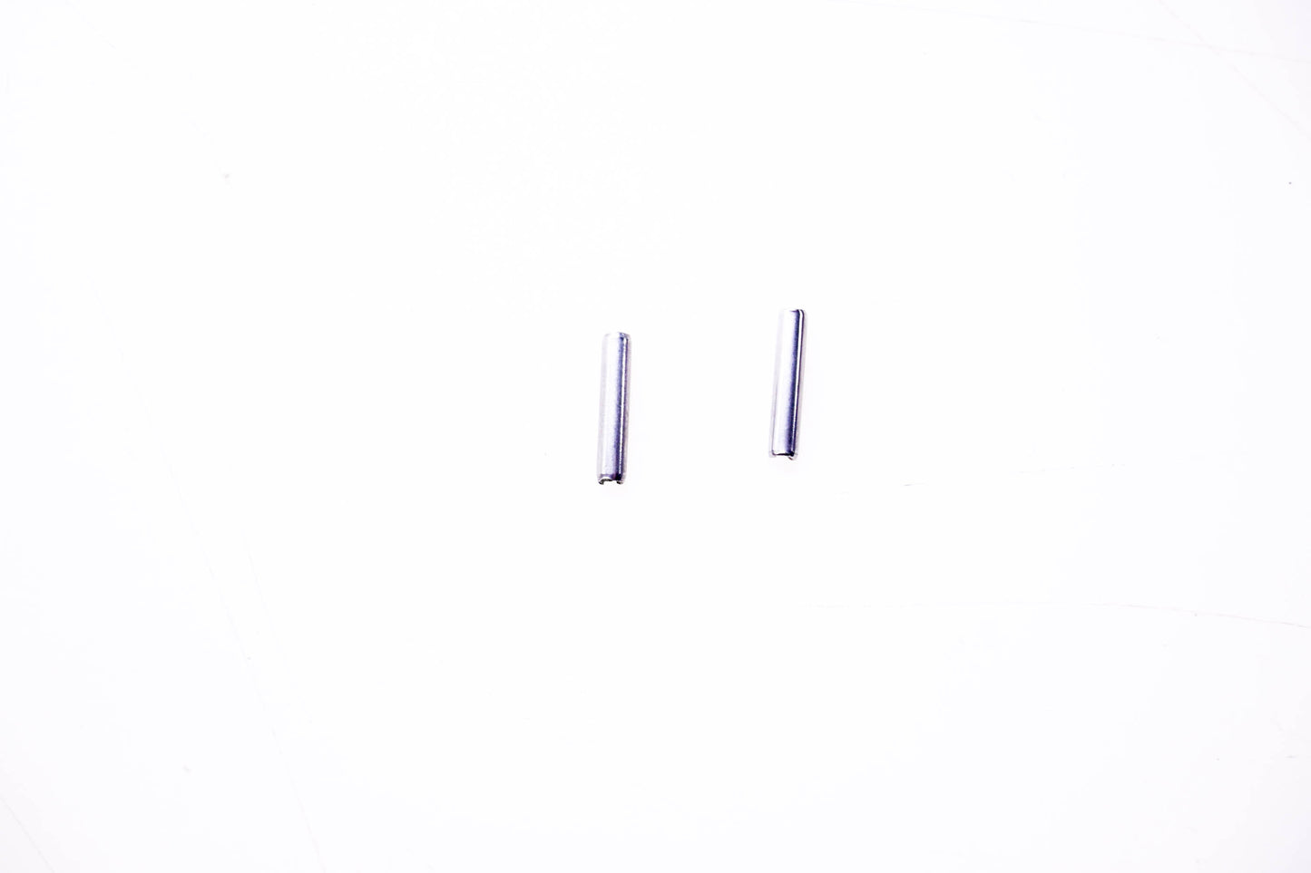 Aftermarket 17-23928 Pins Qty 2 NOS