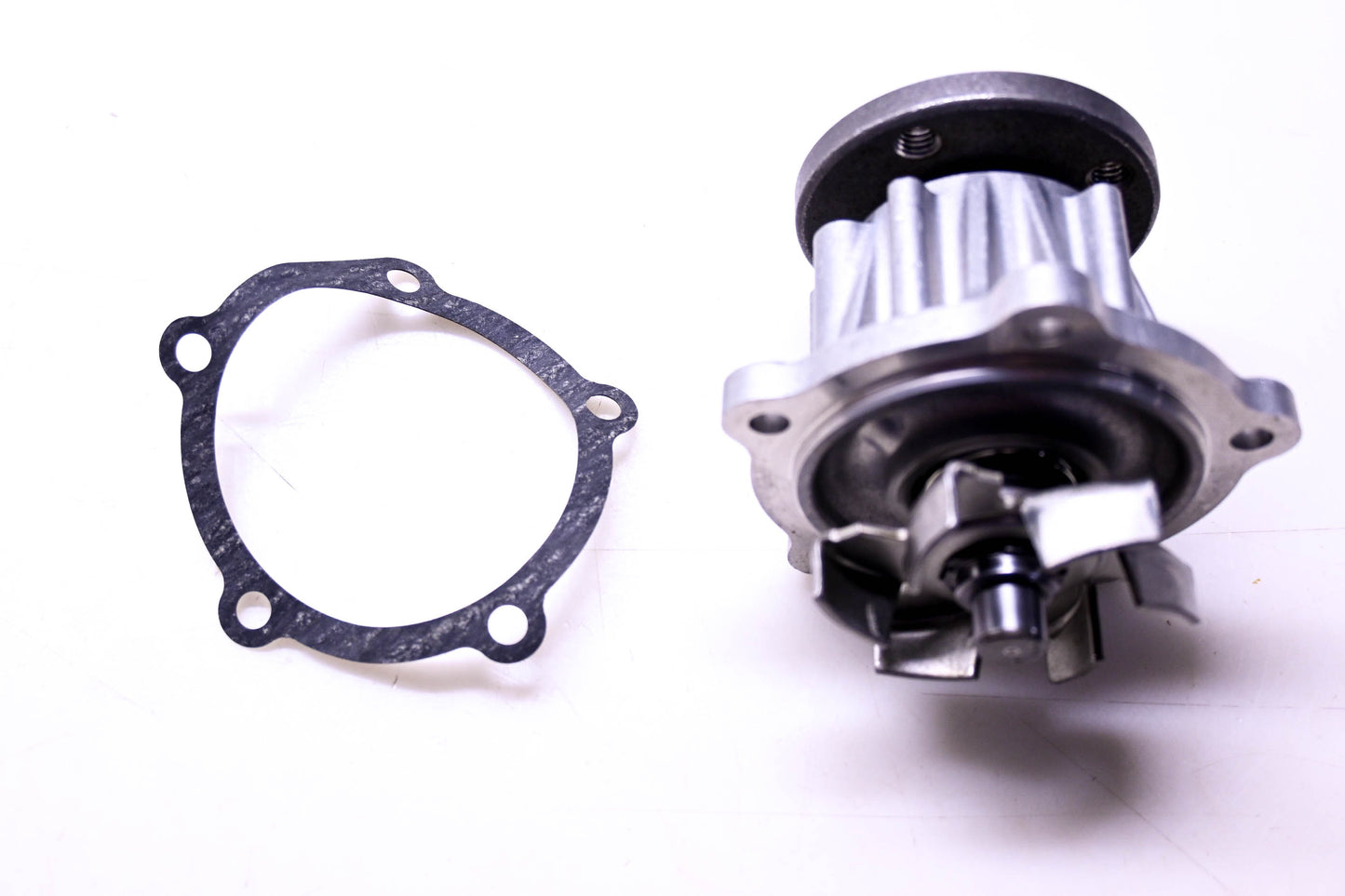 New OEM Toyota 16120-78151-71 Water Pump & Gasket NOS