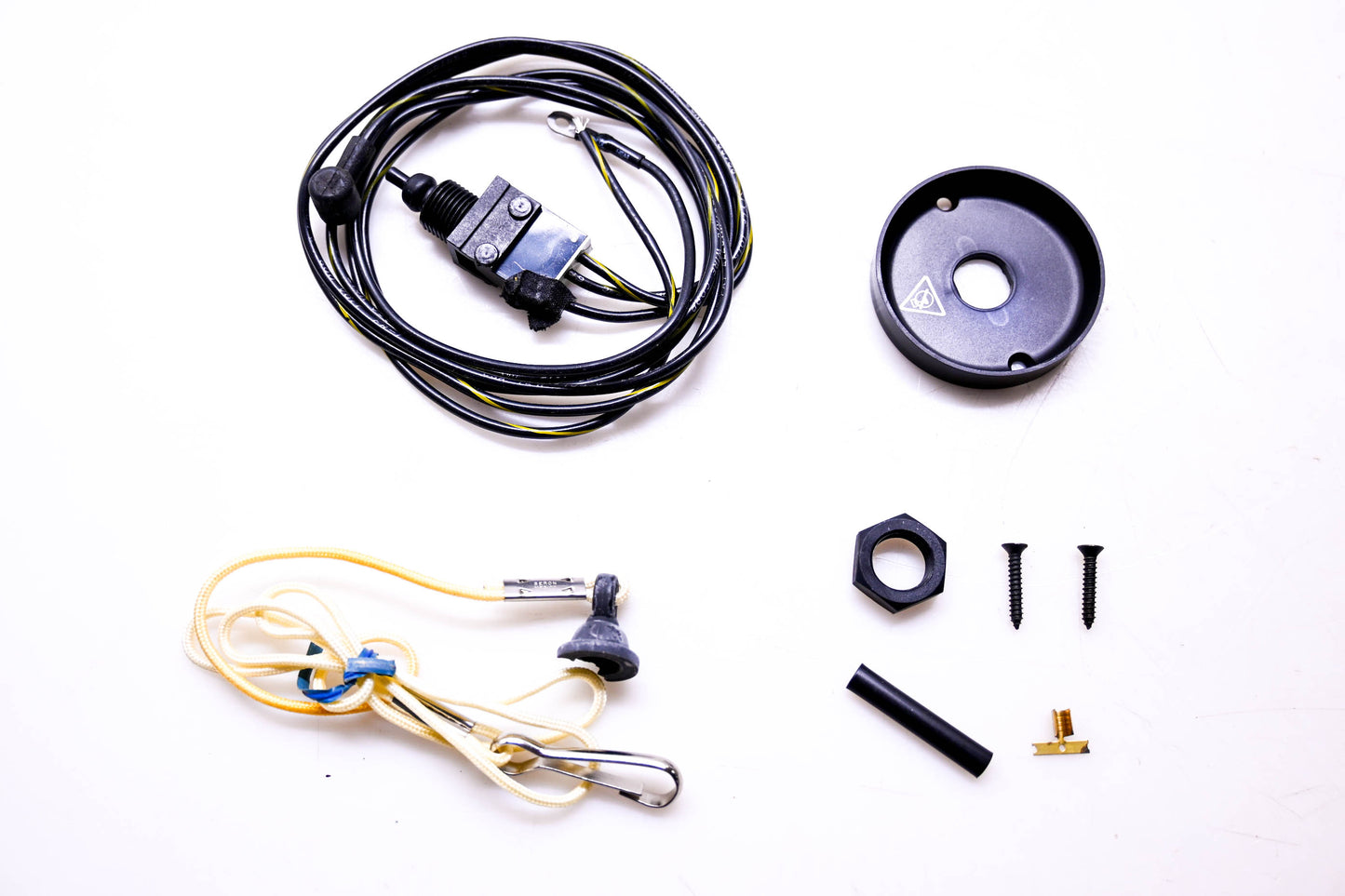 OMC 173960 Emergency Ignition Cut-Off Switch Kit NOS