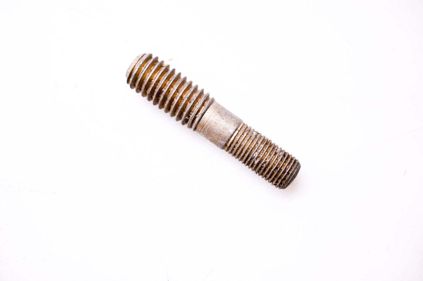 Aftermarket 16-29471 Stud NOS