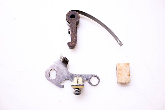 Napa 18-5148, 394-1100A3 Breaker Point Assembly NOS