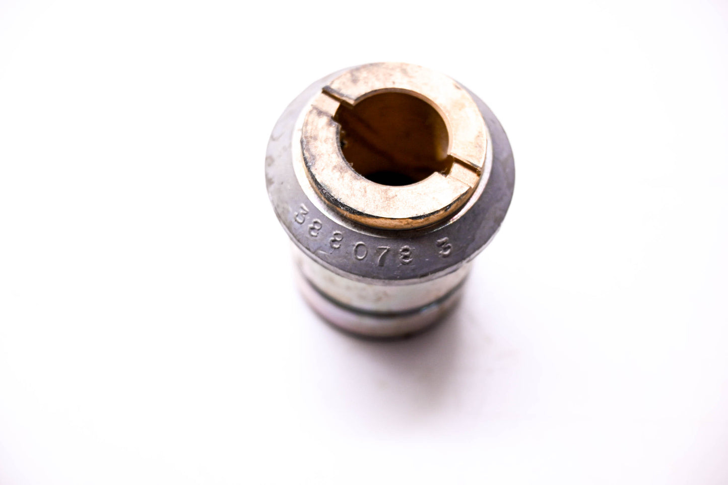 OMC 389045 Gearcase Head & Seal Assembly