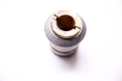 OMC 389045 Gearcase Head & Seal Assembly