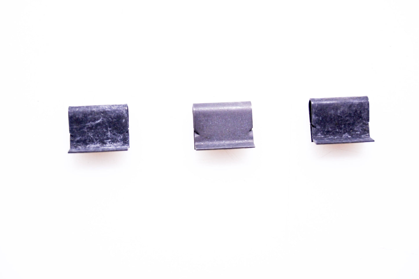 Snapper 15664 Headlight Clips Qty 3 NOS