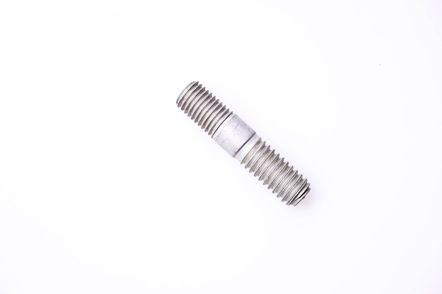 OMC 310872 Stud NOS