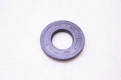 New OEM Briggs & Stratton 393812 Oil Seal NOS