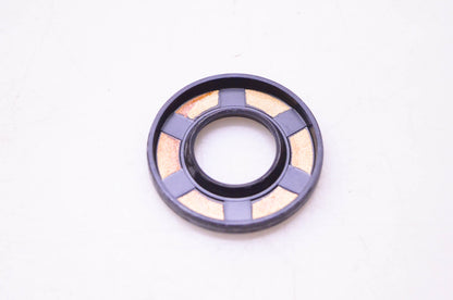 New OEM Briggs & Stratton 393812 Oil Seal NOS