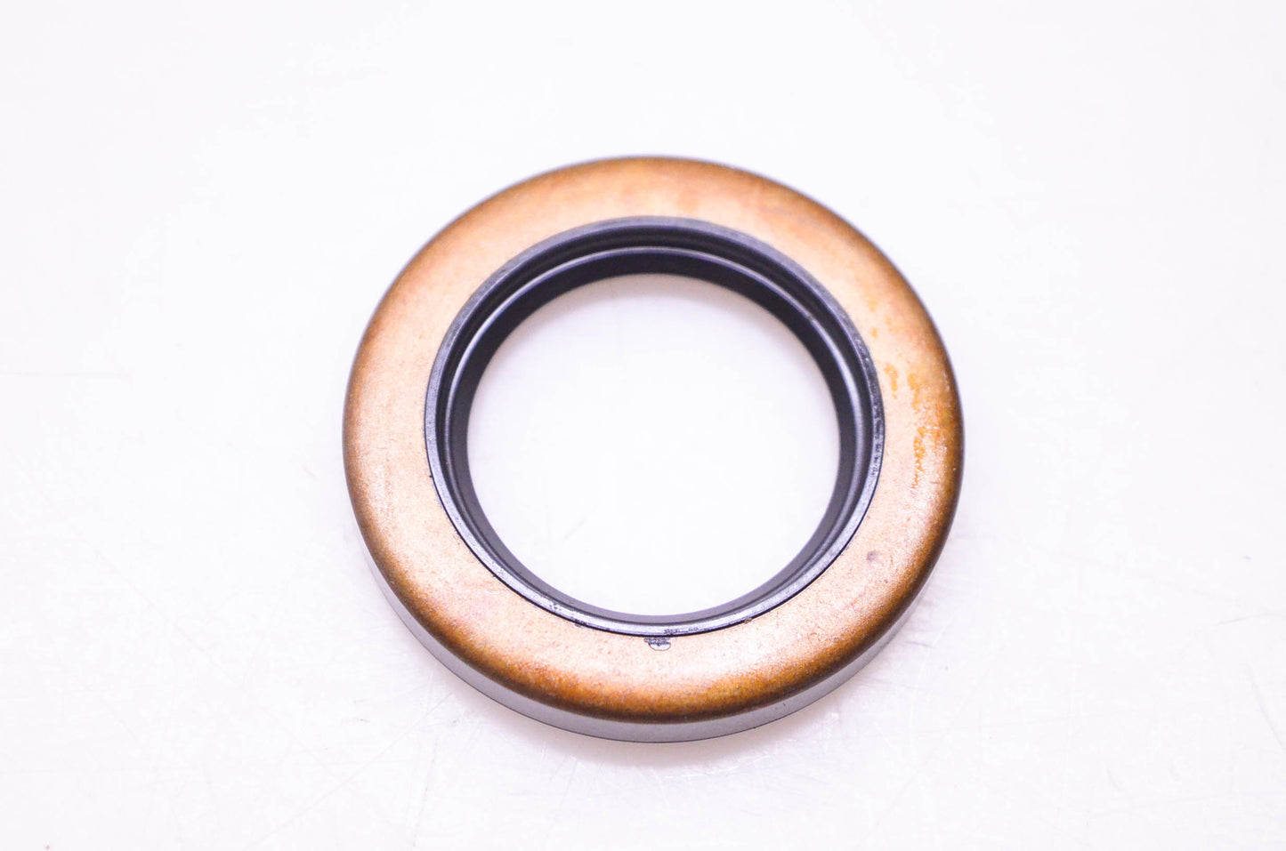 New OEM Briggs & Stratton 691948 Oil Seal NOS