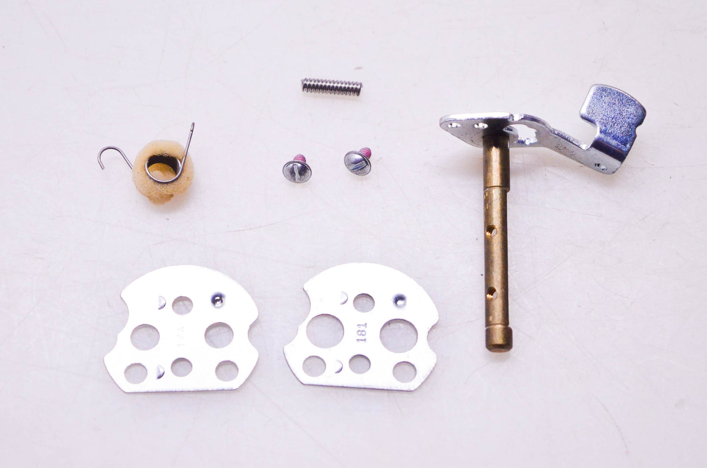 New OEM Briggs & Stratton 495097 Choke Shaft Kit NOS
