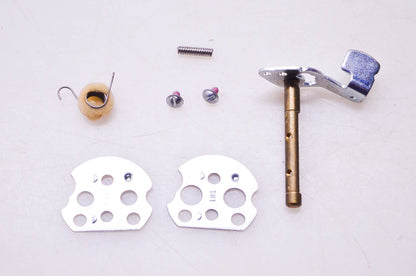 New OEM Briggs & Stratton 495097 Choke Shaft Kit NOS