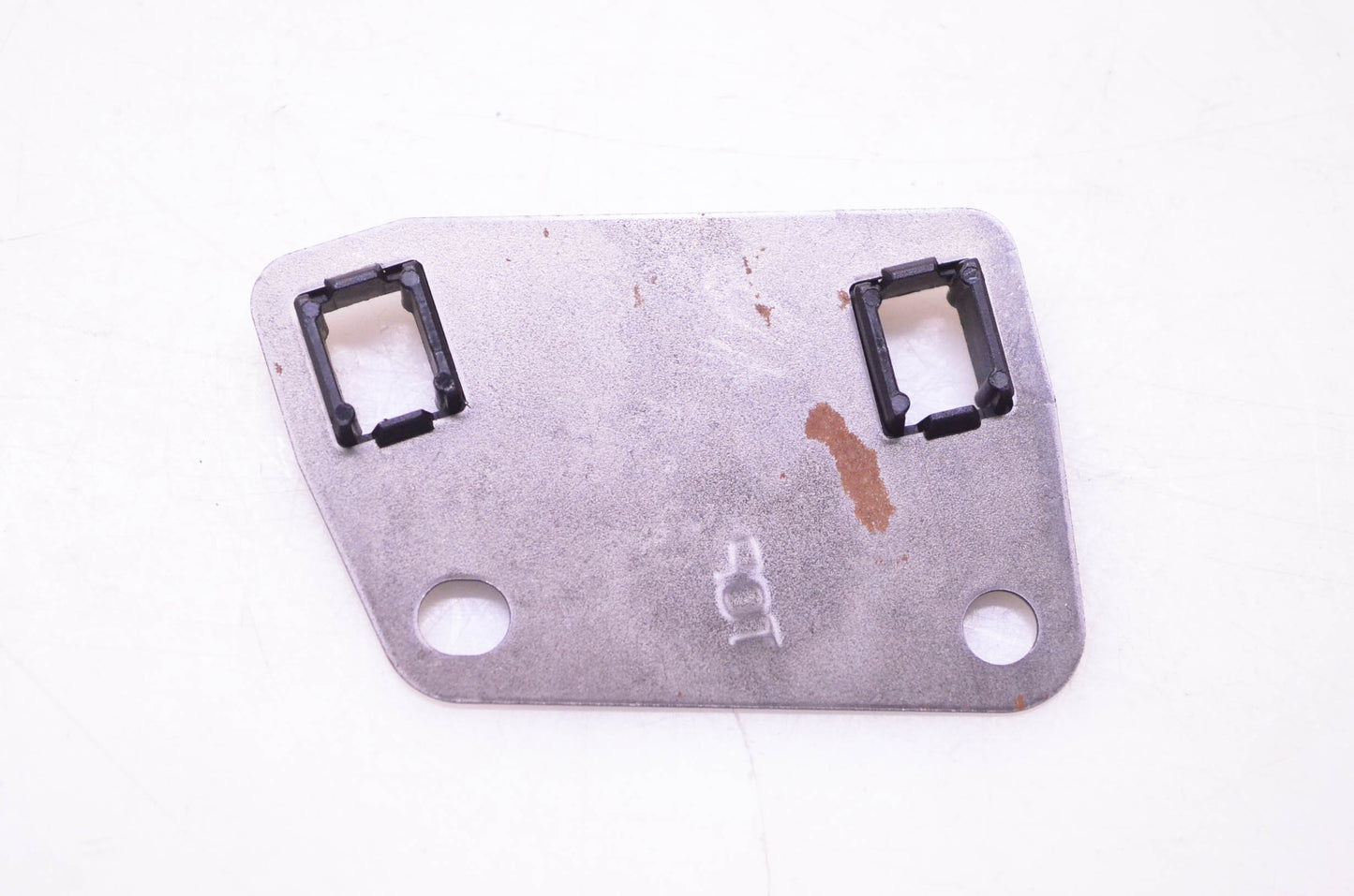 New OEM Briggs & Stratton 690822 Push Rod Guide NOS