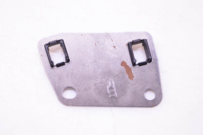 New OEM Briggs & Stratton 690822 Push Rod Guide NOS