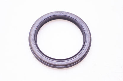 New OEM Briggs & Stratton 791892 Oil Seal NOS