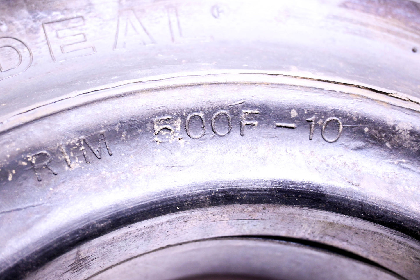 Solideal Tires123-33 6.50-10 Solid Forklift Tire Press-On NOS