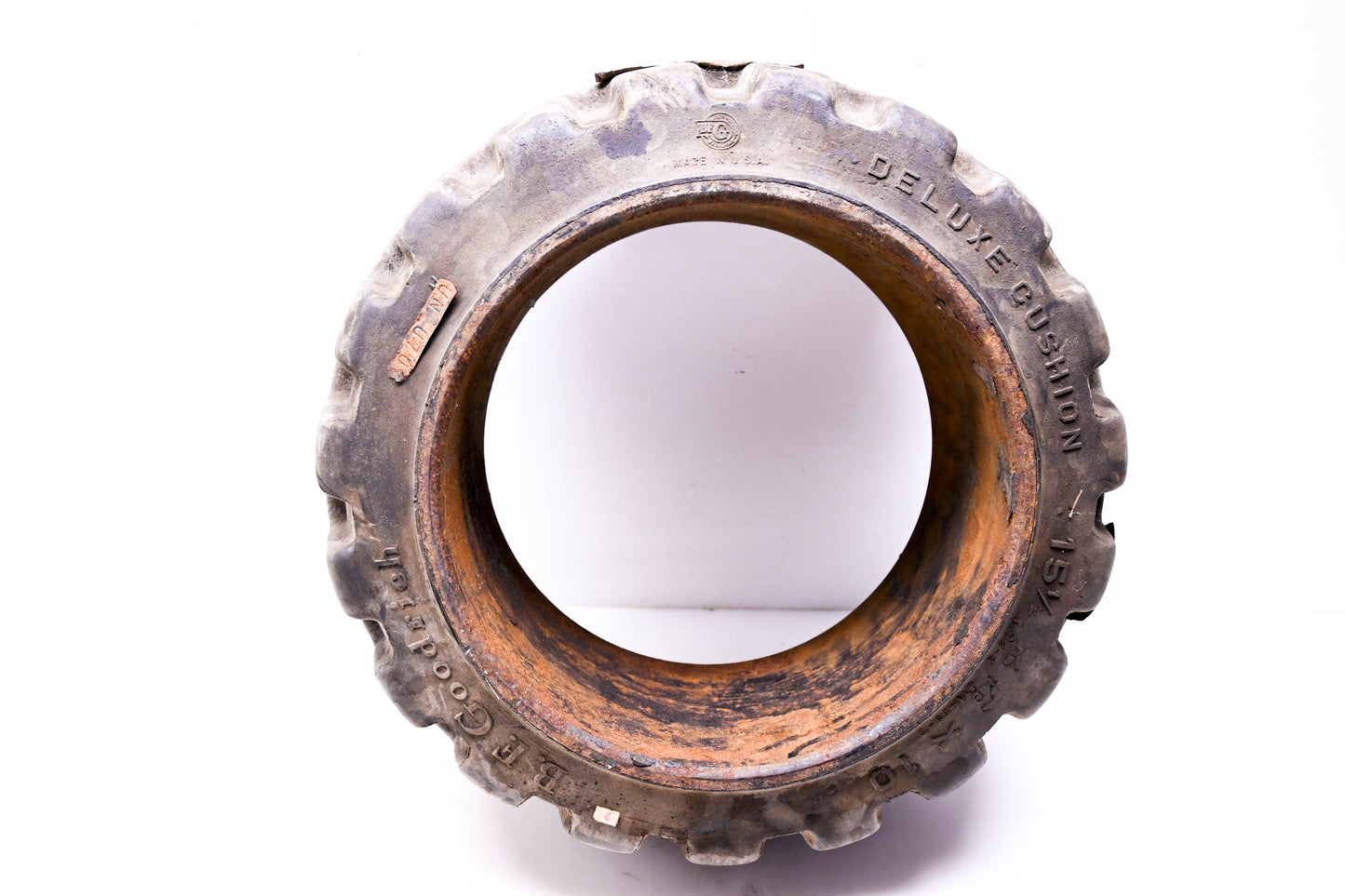 B. F. Goodrich Tires201-33 Deluxe Cushion 15 1/2x6x10 Solid Forklift Tire Press-On NOS