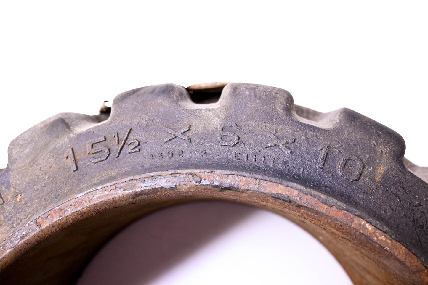B. F. Goodrich Tires201-33 Deluxe Cushion 15 1/2x6x10 Solid Forklift Tire Press-On NOS