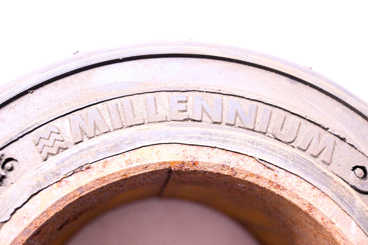 Millennium AV021-13 9x5x5 Solid Forklift Tire Press-On NOS