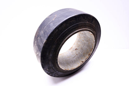 Solidthane YA503-15 13.5x5x8 Solid Forklift Tire Press-On NOS