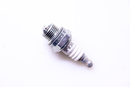 Mega-Fire 130-096, SE8JC Spark Plug NOS