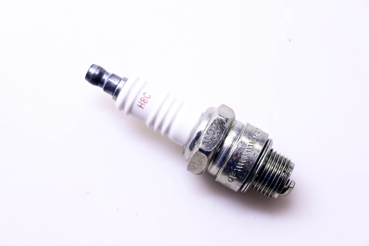 Champion 587, H8C Copper Plus Spark Plug NOS