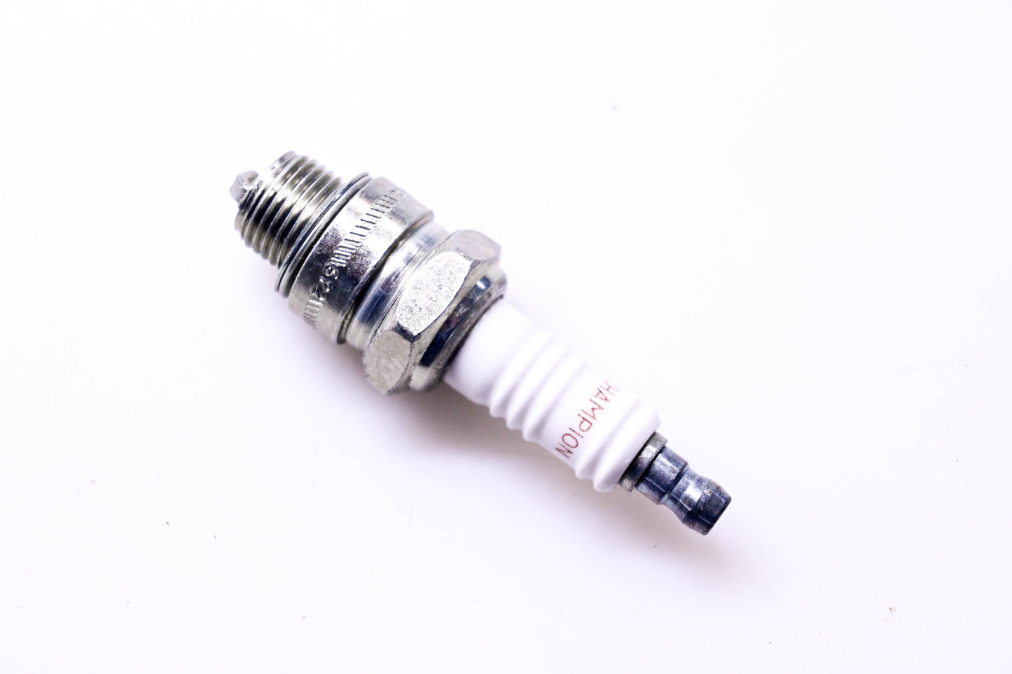 Champion 587, H8C Copper Plus Spark Plug NOS