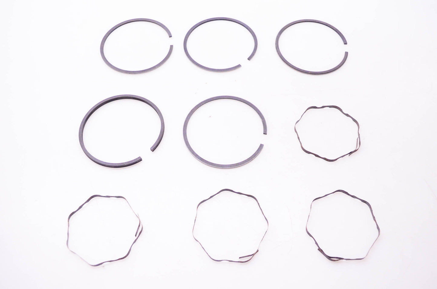 New OEM Briggs & Stratton 391780 Piston Rings NOS