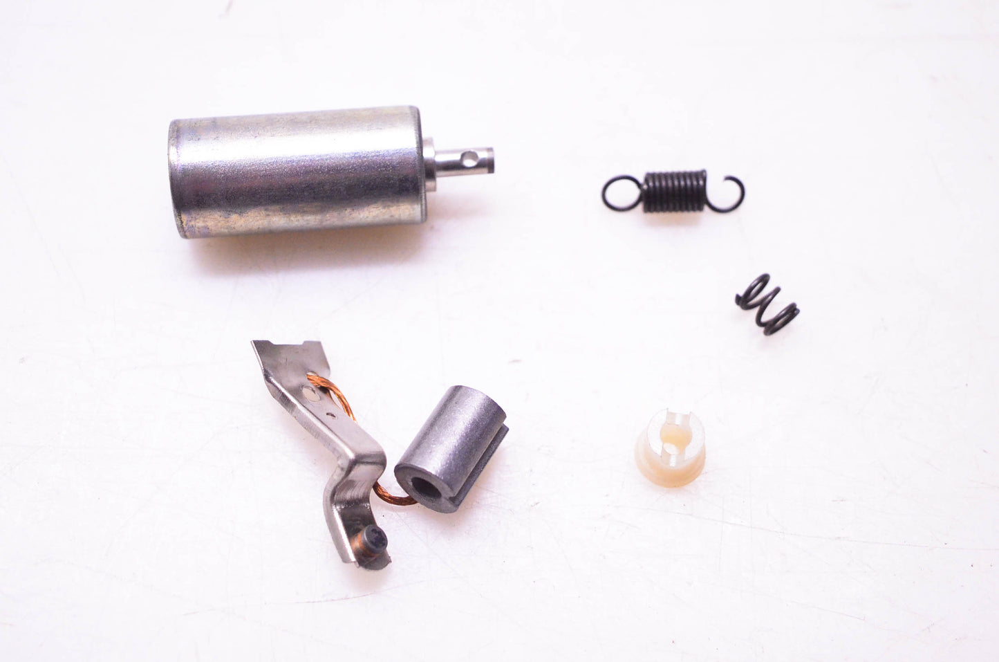 New OEM Briggs & Stratton 294628, 31-1772 Ignition Breaker Kit NOS