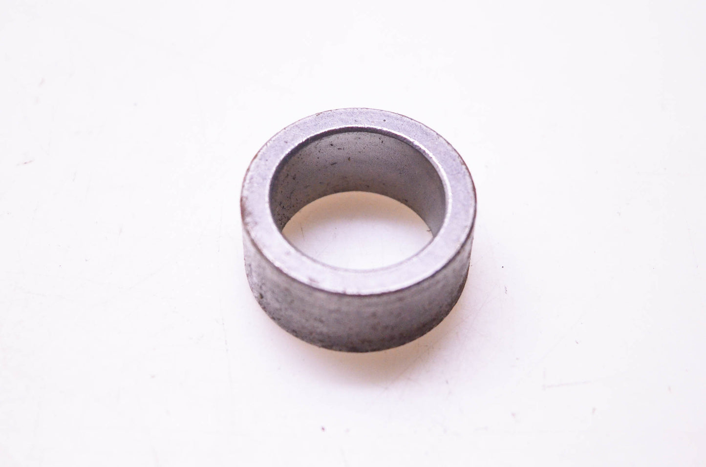 New OEM Tecumseh 786084 Spacer NOS