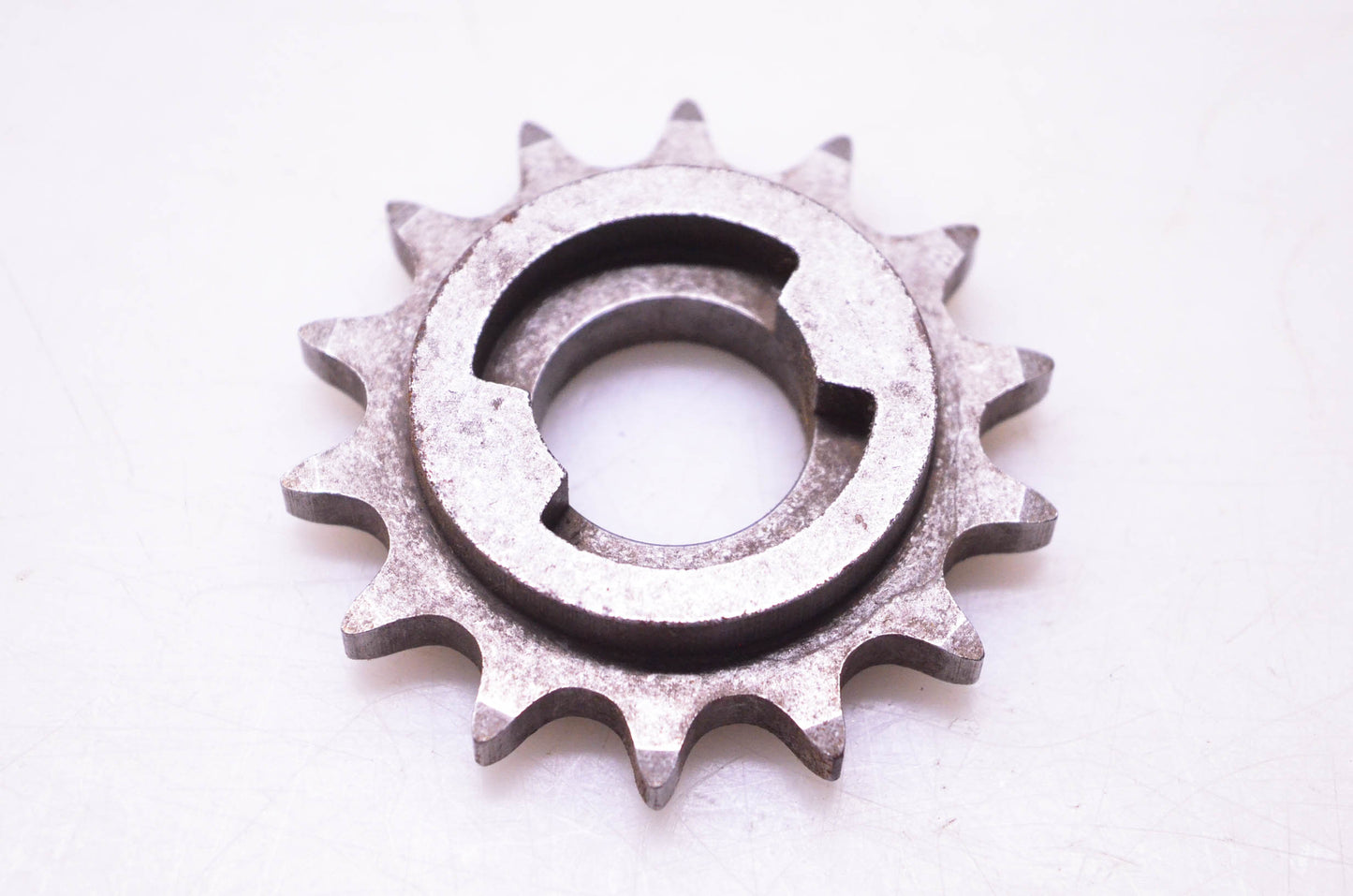 New OEM Tecumseh 786060 Sprocket NOS