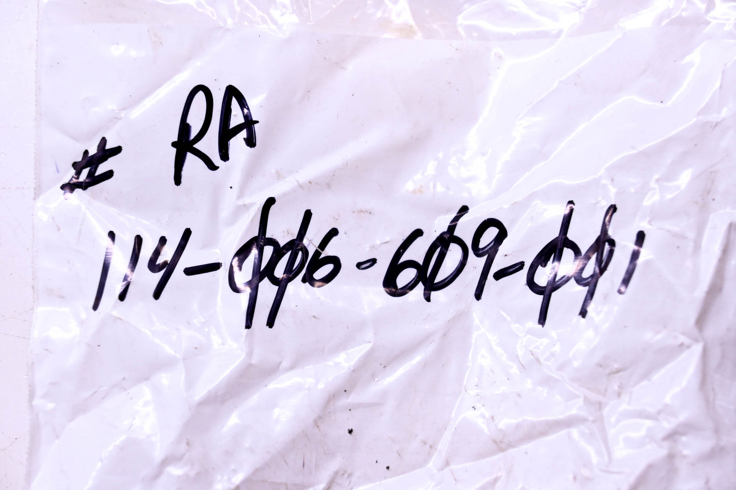 Total Source 114-006-609-001, RA114-006-609-001 Battery Plug fits Raymond NOS