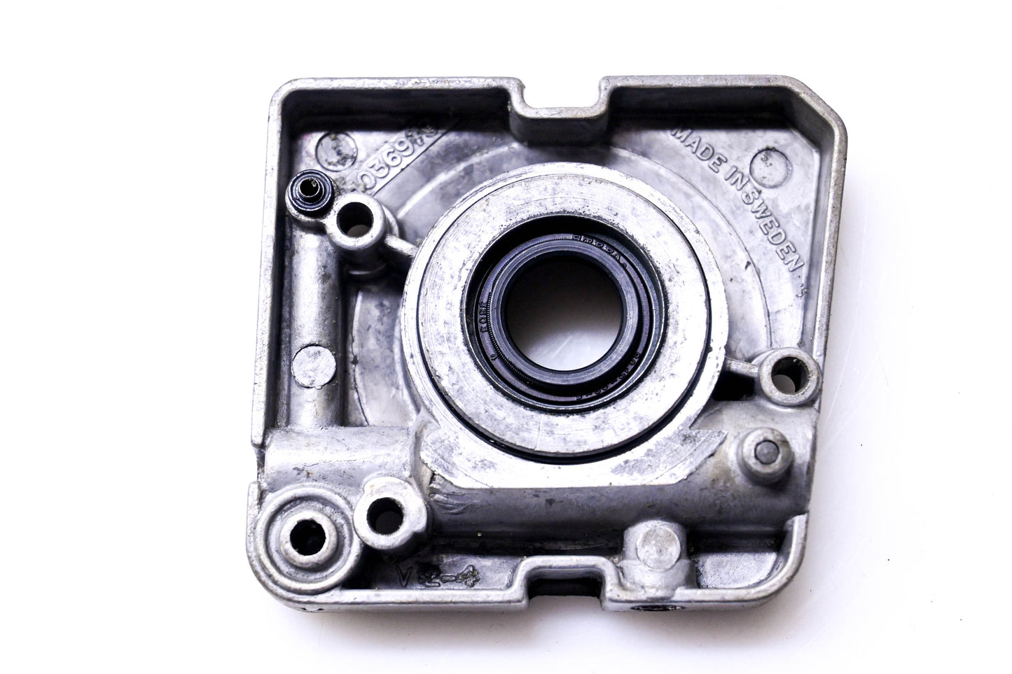 New OEM Husqvarna 503698101 Oil Pump Drive Assembly NOS