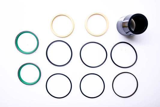 Hyster 1501413 Steering Cylinder Seal Kit NOS