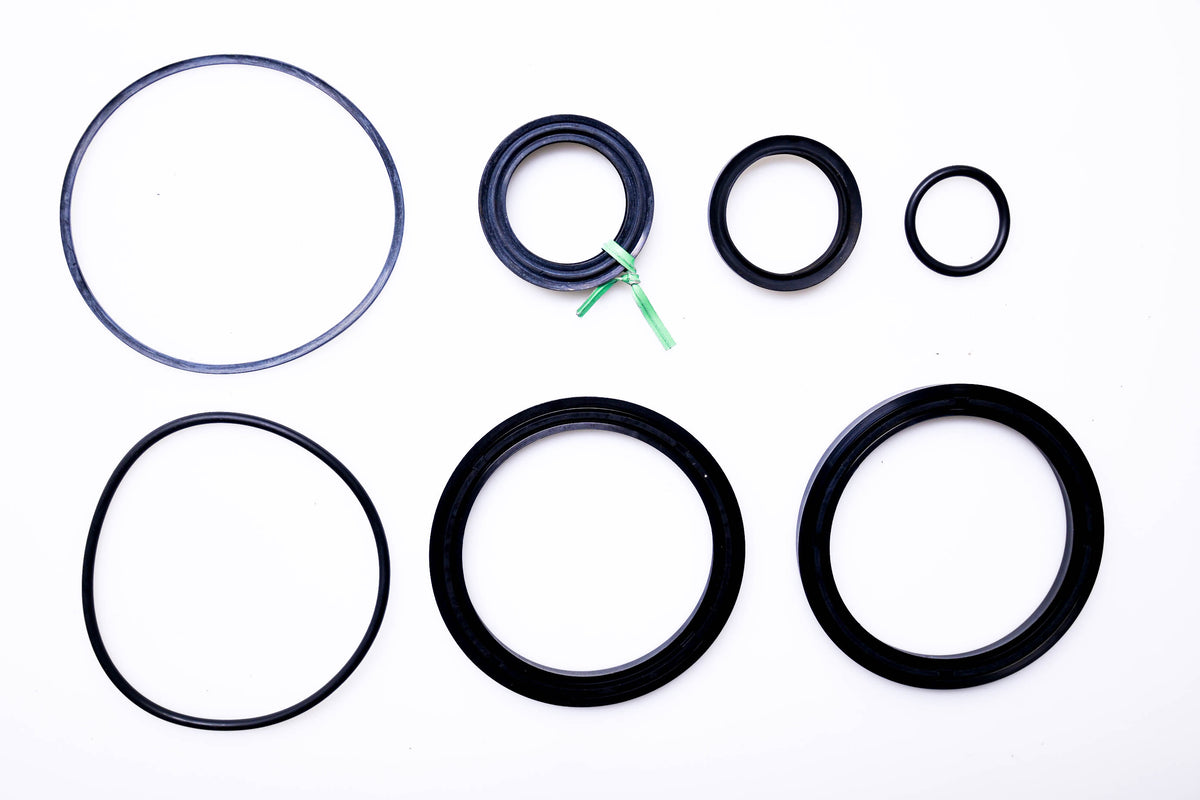 Total Source 507016000, YT507016000 Tilt Cylinder Seal Kit fits Yale NOS