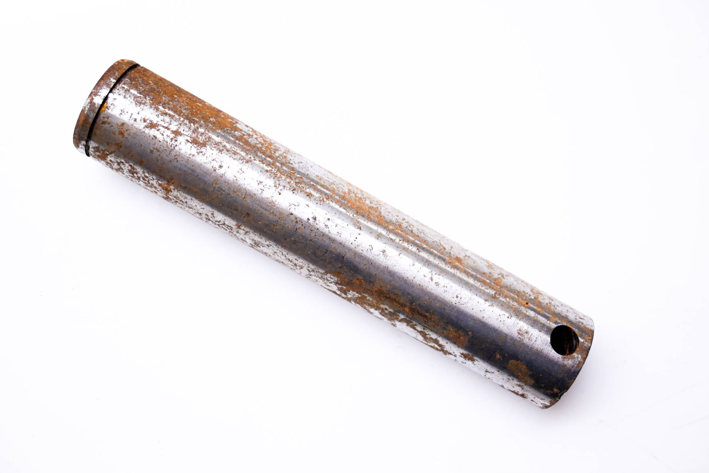 Raymond 828-008-201/002 Wheel Axle NOS